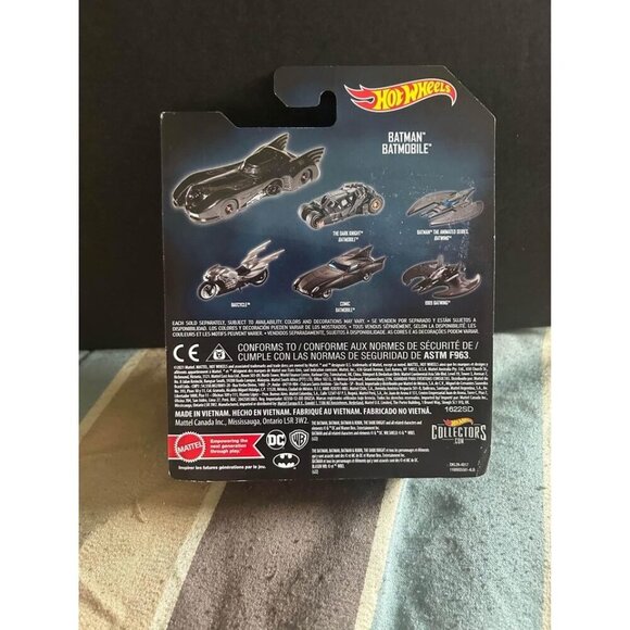 Mattel Hot Wheels Batman 1:50 Scale 1989 Batmobile Vehicle Wave 3‎ HDF81 - Picture 2 of 2